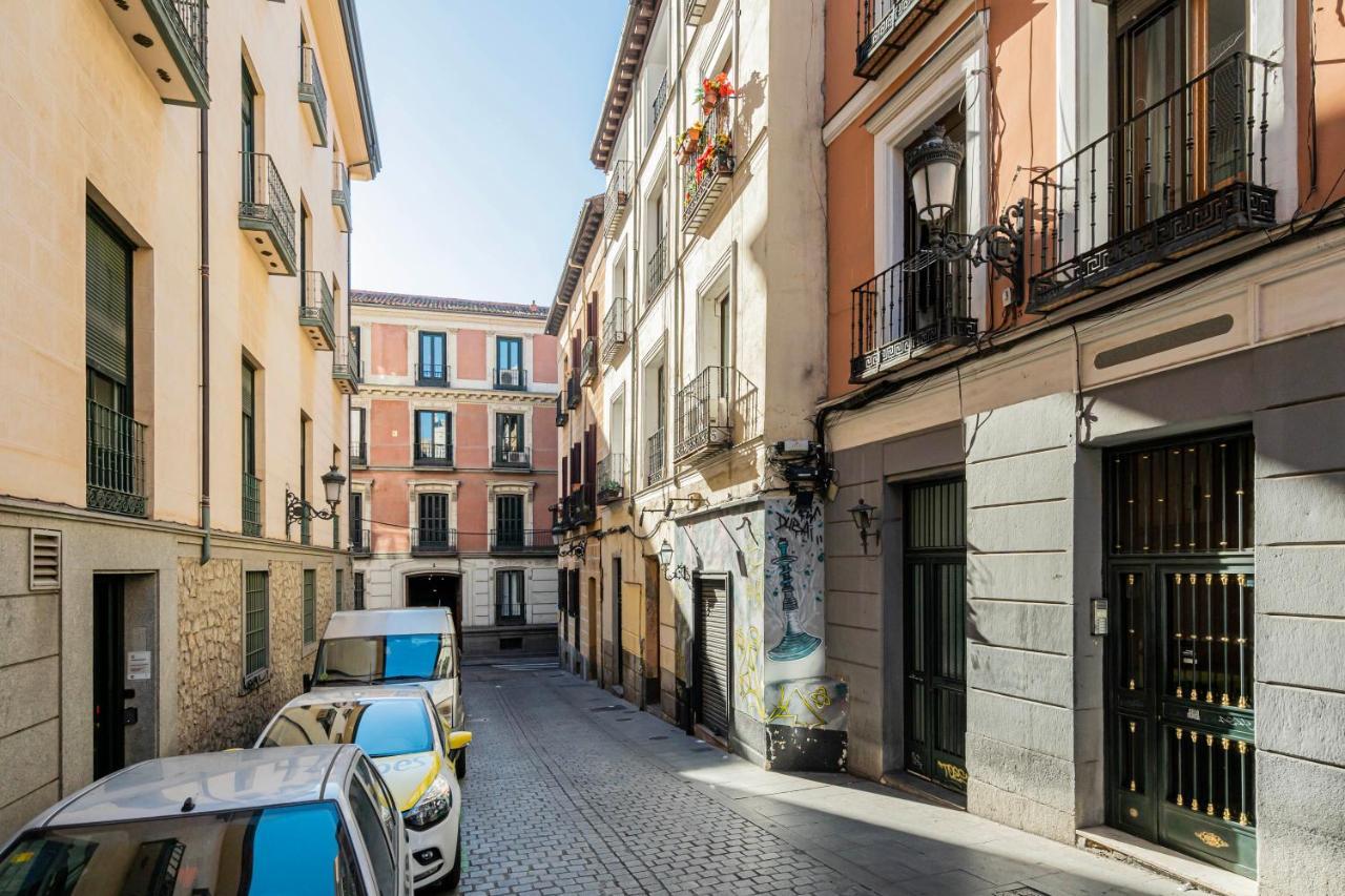 For Teatro Real Plaza Temporal Saint Martin Tru5 Apartment Madrid